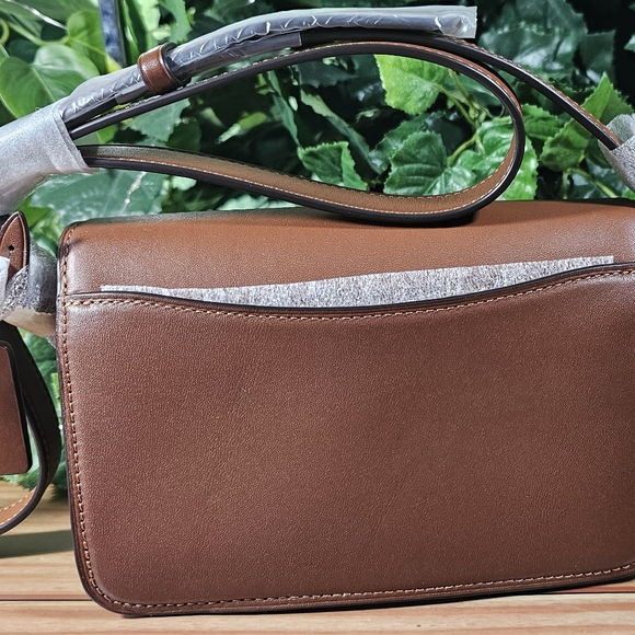 Coach Patches Studio 19 Bag Tan Leather NWT Coach C8078 here on itsasalesworld - Picture 4 of 13
